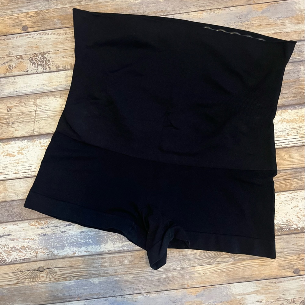 Shapermint high waisted (no roll) boy short waist shaper.  XXL (2X) black